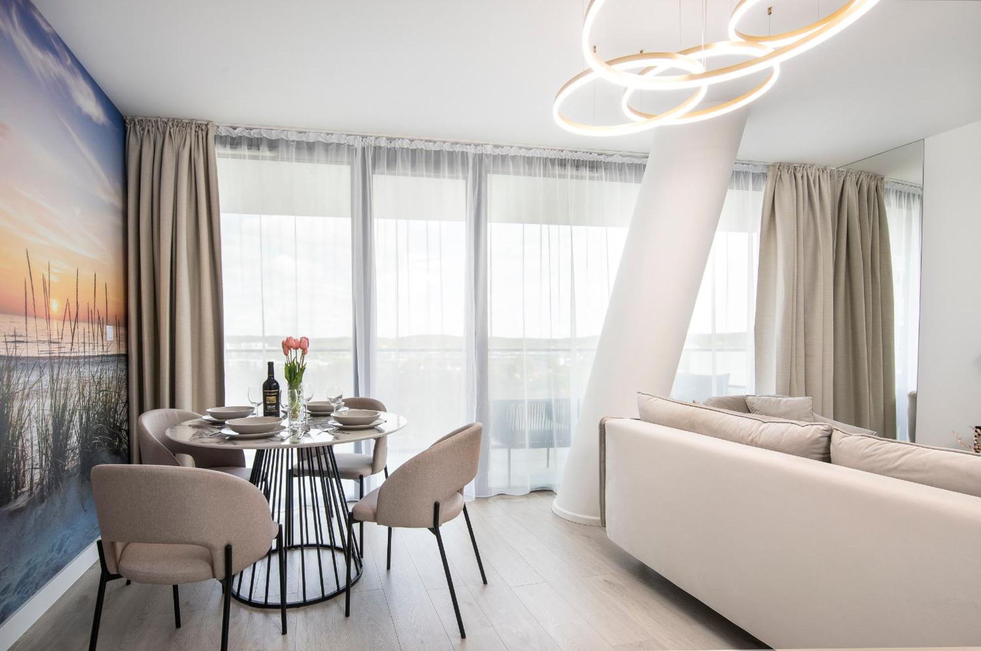 Apartamento Wave Panorama 8Th Floor Sea View Miedzyzdroje Exterior foto