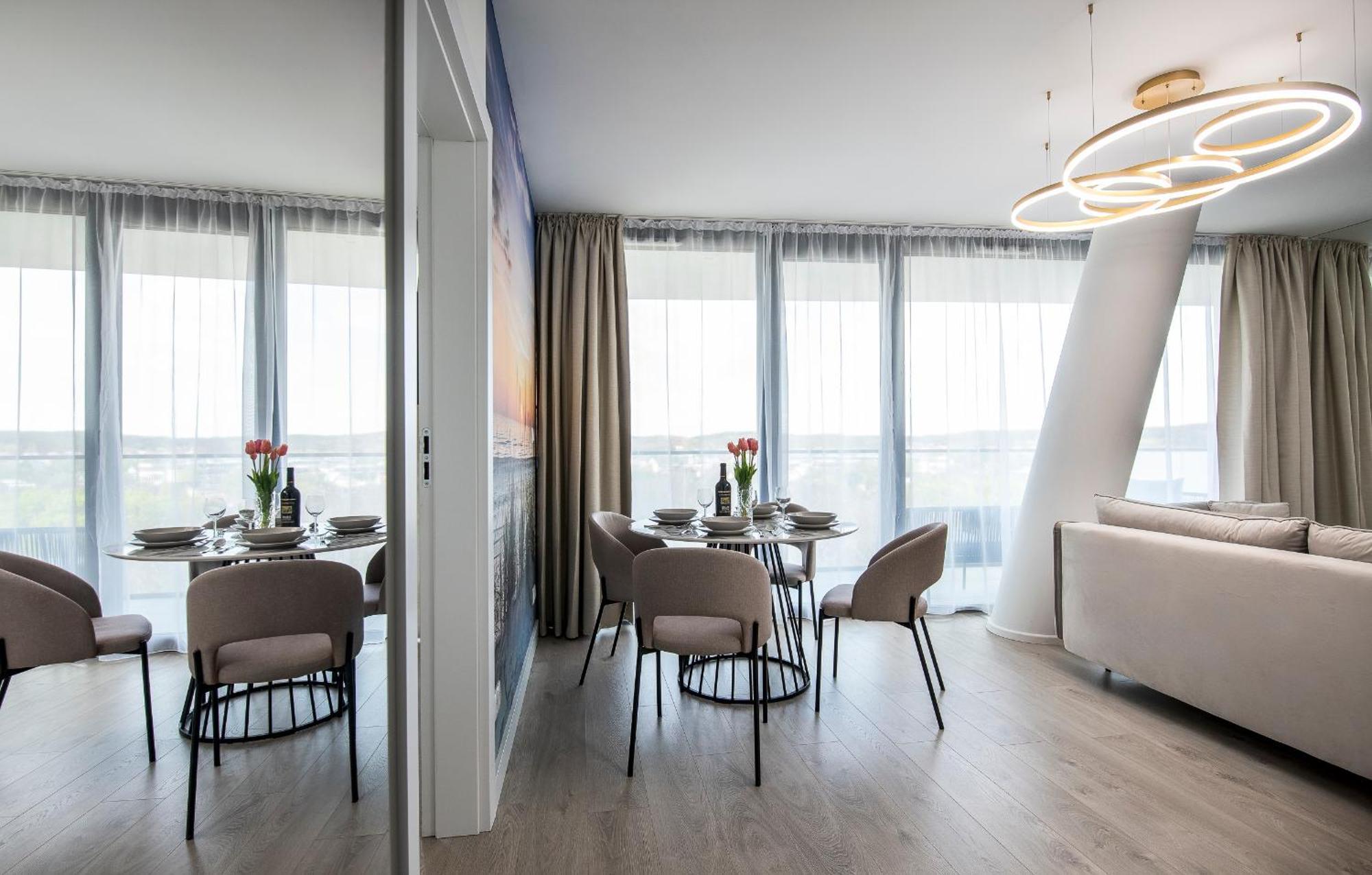 Apartamento Wave Panorama 8Th Floor Sea View Miedzyzdroje Exterior foto
